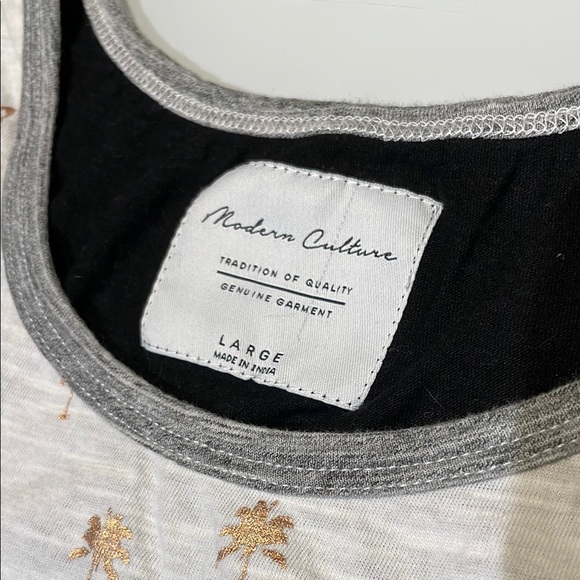 Tank Top with Palm Print - Picture 2 of 6